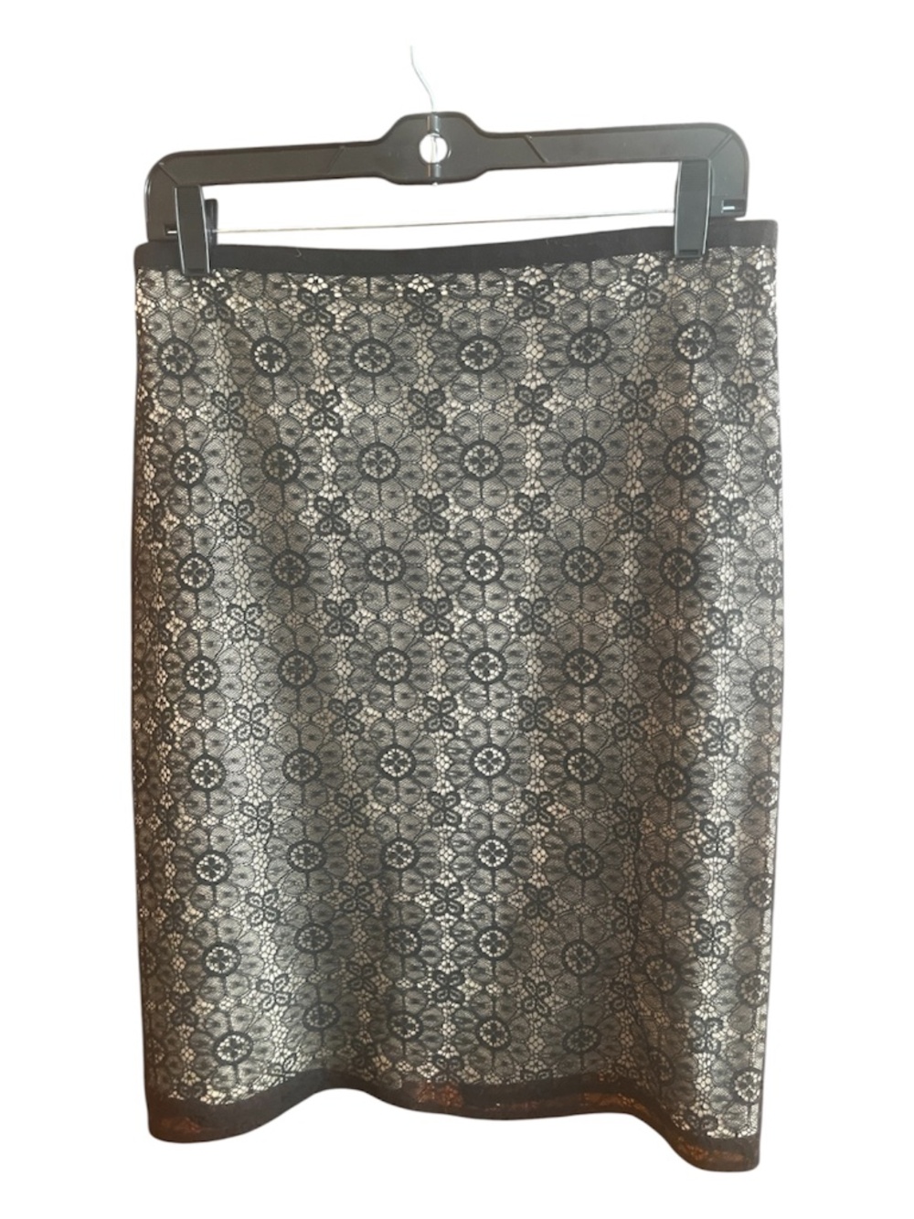 Elie Tahari Black + Nude Lace Overlay Pencil Skirt (6)
